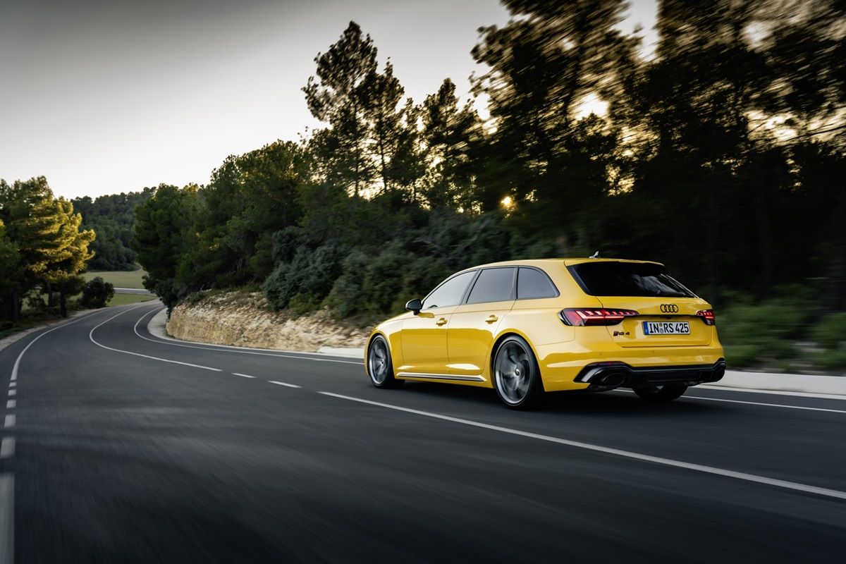 Audi RS 4 Avant edition 25 years rear view