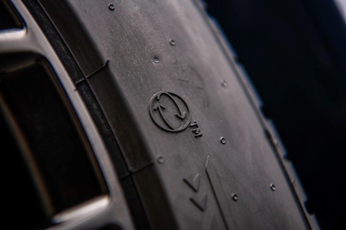 Pirelli recycled logo